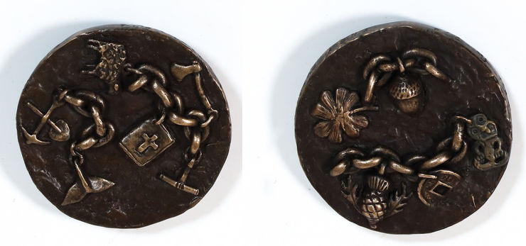 Fiona Garlick They came with their Seeds, Dreams and Stories, 2021 Bronze 8 x 8 cm