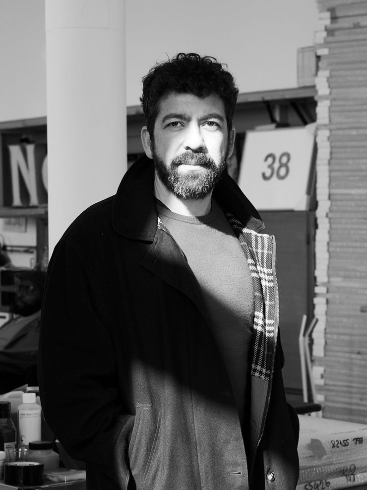 Nasan Tur - Shadows on yellow ground, 2024