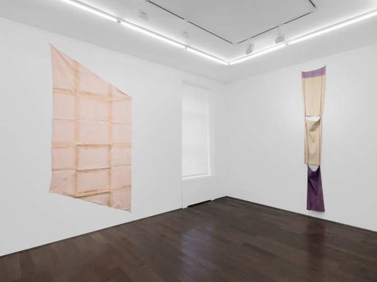 Exhibition View Fold Drape Repeat New York 2025 Inna Svyatsky Courtesy Ceysson Be Ne Tie Re 01