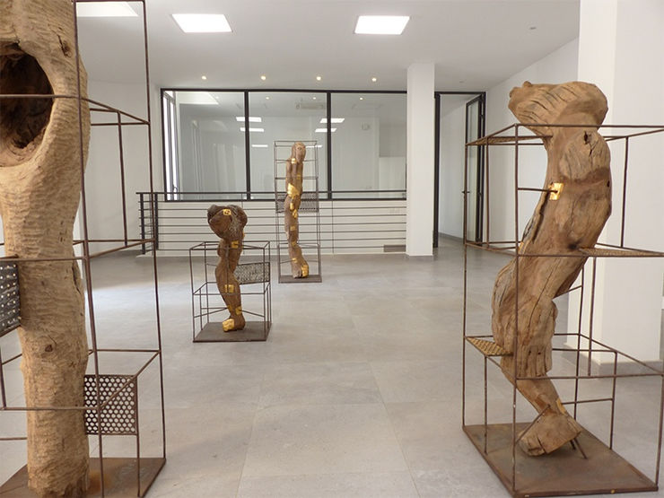 Exposition "Les Fantômes de l’Afrique (Siriel Rellik)" à la Galerie Cécile Fakhoury à Dakar 2018 © Sadikou Oukpedjo © Vincent Michéa