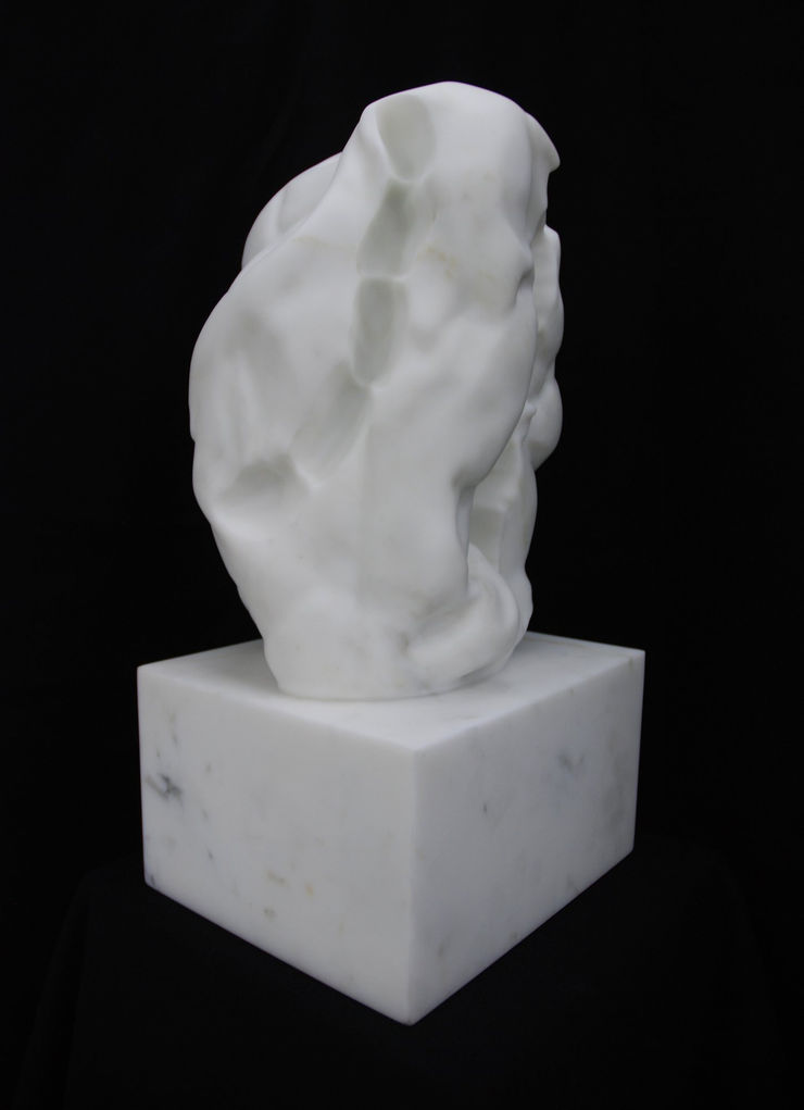 Untitled (VII), 2013, Statuario Michelangelo marble, 48 x 25 x 21.5 cm. Unique