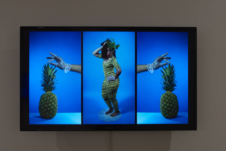 Ayana Evans And Zina Saro Wiwa Parasol 2016 Video 14M21S Edition Of 5 2Ap Sylvain Deleu 1