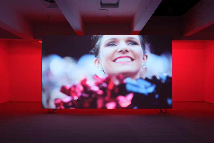 Paul Pfeiffer: Interview with Yale University Radio