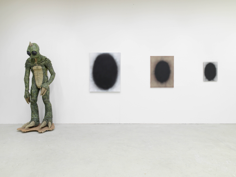 Friday is Too Late. Installation view, 2015. Autocenter, Berlin.