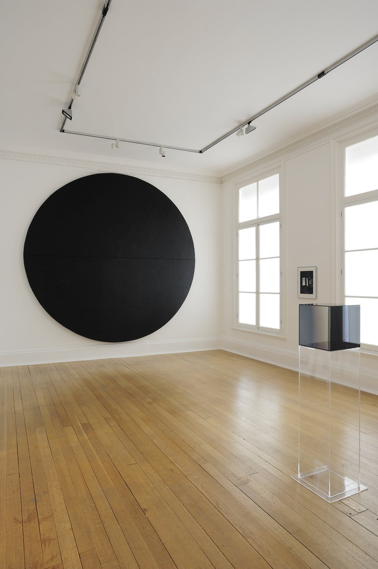 <p>Installation view, Thomas Dane Gallery</p>
