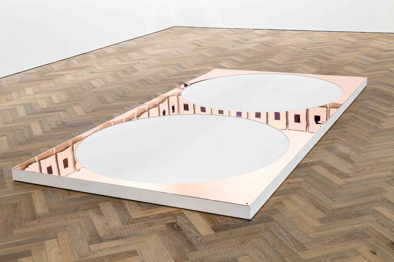 <p>Installation view, Thomas Dane Gallery, London</p>