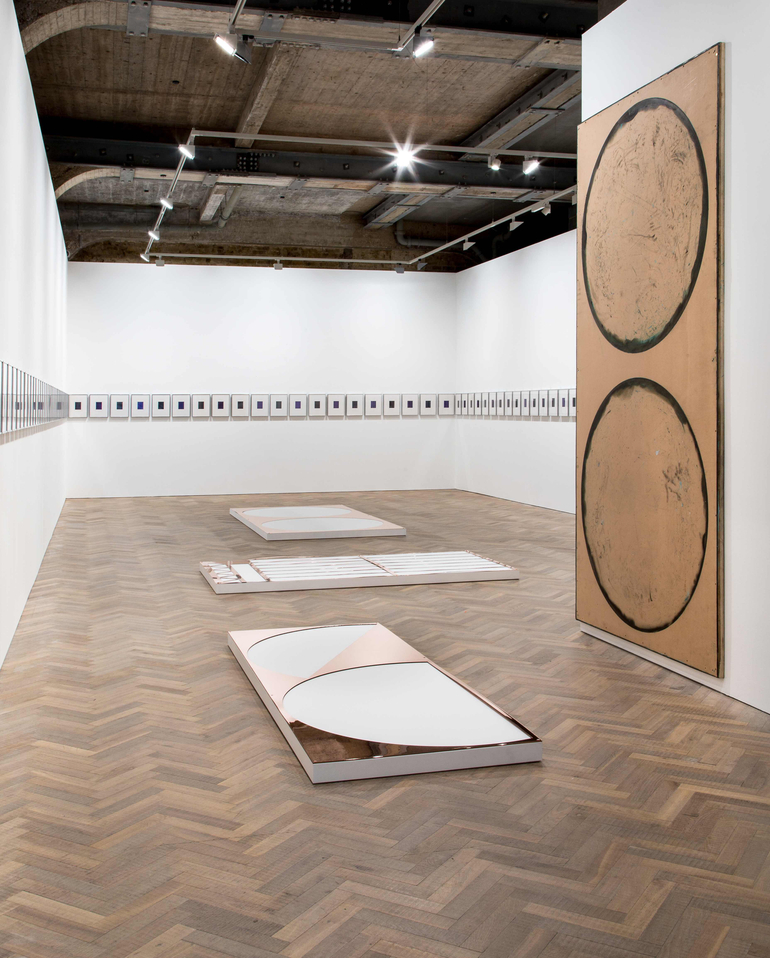 <p>Installation view, Thomas Dane Gallery, London</p>