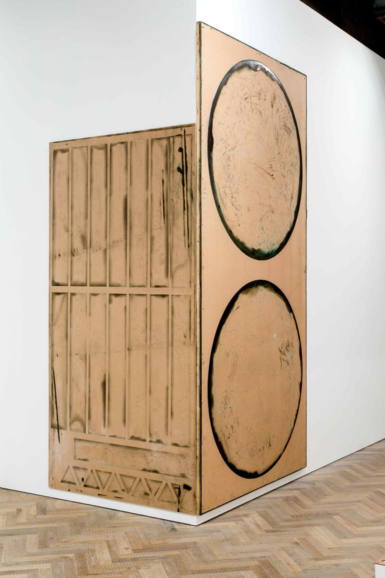 <p>Installation view, Thomas Dane Gallery, London</p>