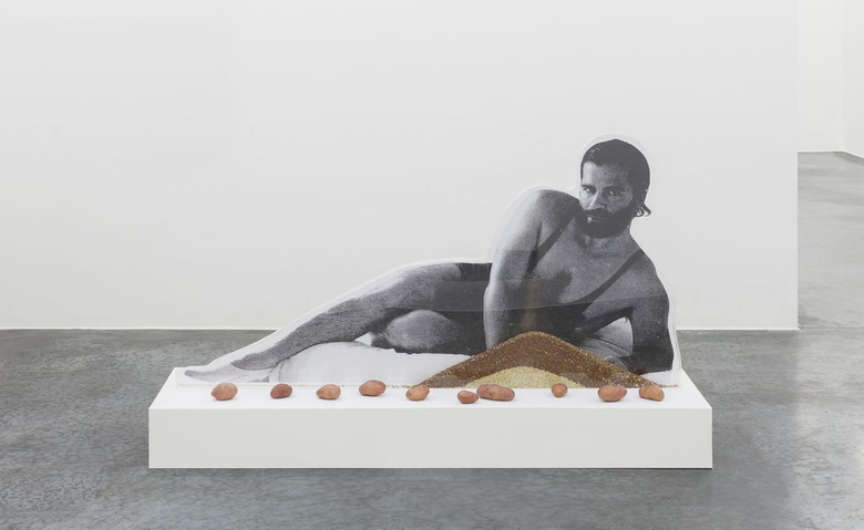 Karl Lagerfeld Bean Counter