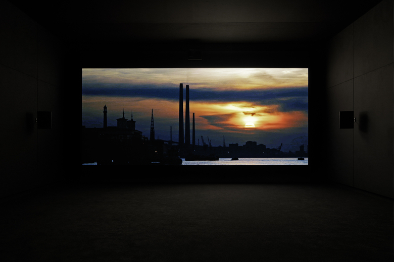 Gravesend/Unexploded