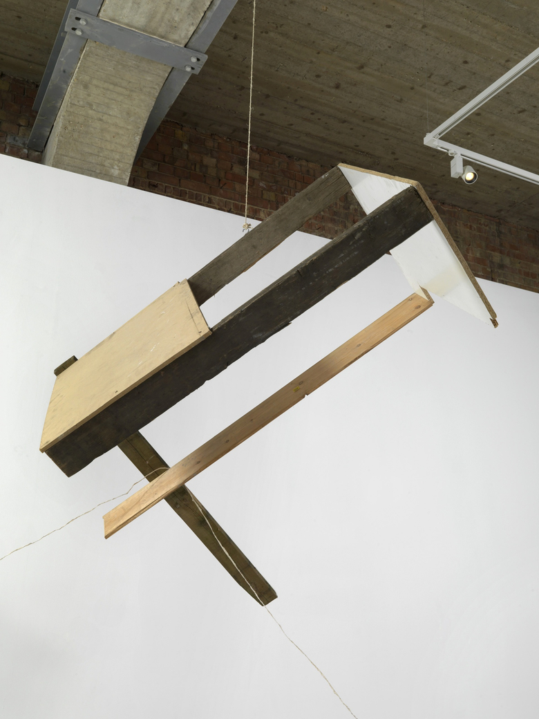 autodestrucción4: demolición Junco Partner