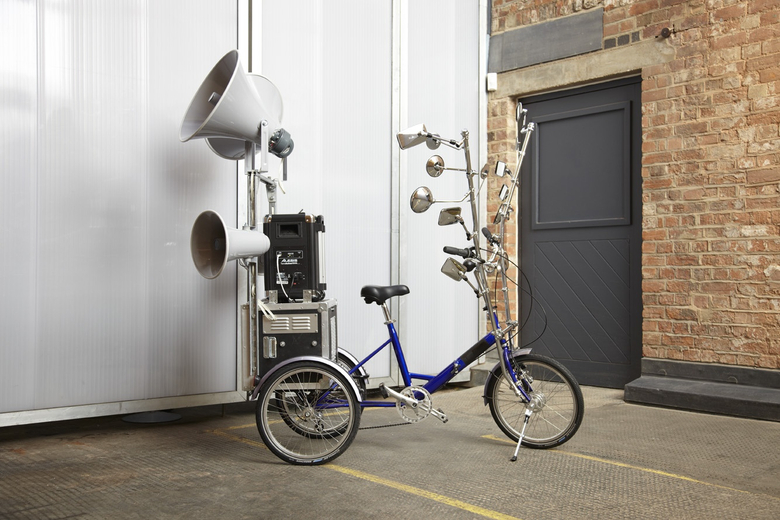 The Simultaneous Promise