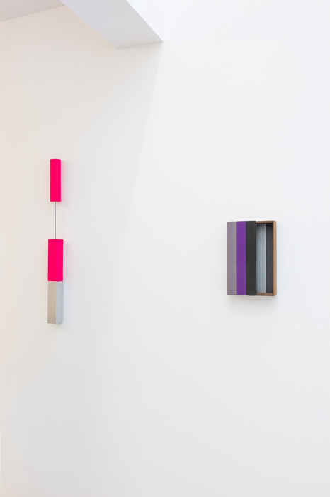 vista da exposição -- galeria nara roesler | rio de janeiro, 2017