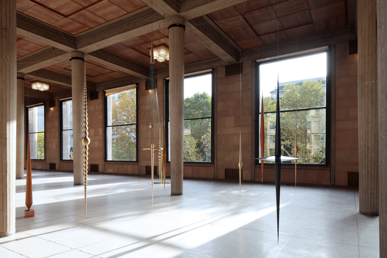 Porticus, vista da exposi&ccedil;&atilde;o -- Palais d'I&eacute;na, Paris, 2017