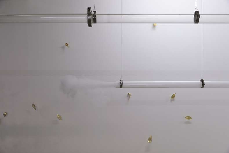 Laura Vinci Morro Mundo vista da exposição -- Galeria Nara Roesler | São Paulo, 2018 foto Everton Ballardin © courtesy of the artist and Galeria Nara Roesler