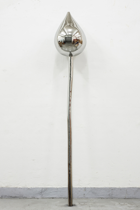 Not Vital Lotus, 2018 aço inox 300 x 60 x 60 cm