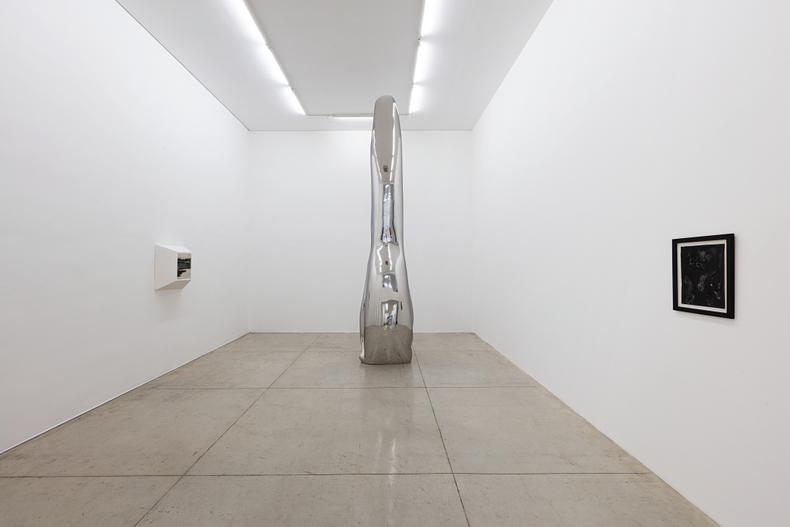 not vital: saudade -- vista da exposição -- galeria nara roesler | são paulo 2018 -- foto © Everton Ballardin, cortesia do artista e galeria nara roesler