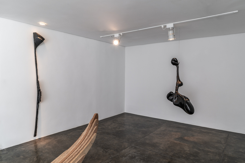 angelo venosa: penumbra -- vista da exposi&ccedil;&atilde;o -- galeria nara roesler | s&atilde;o paulo, 2019 -- foto &copy; Erika Mayumi...