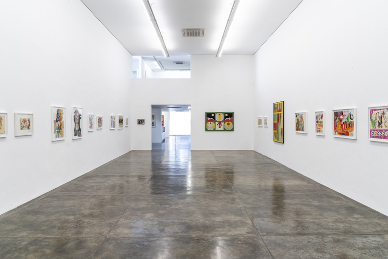 S&eacute;rgio Sister, Imagens de uma juventude pop &ndash; Pinturas pol&iacute;ticas e desenhos da cadeia, vista da exposi&ccedil;&atilde;o, 2019. Foto &copy;...