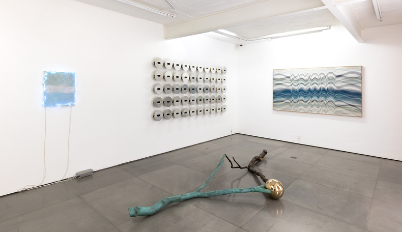 Reflexões sobre espaço e tempo, Galeria Nara Roesler | Rio de Janeiro, 2019 – Foto © Pat Kilgore – cortesia...