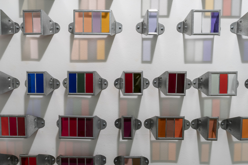 Lucia Koch Carta, 1996 / 2019 [detalhe] color filters and metal frames ed unique 160 x 185 x 5,5 cm/63 x 72,8 x 2,2 in