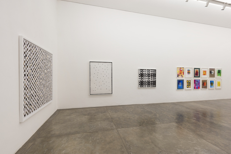 vista da exposição -- galeria nara roesler são paulo, 2016