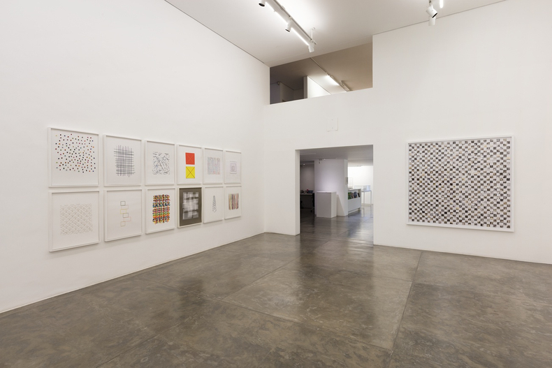 vista da exposição -- galeria nara roesler são paulo, 2016