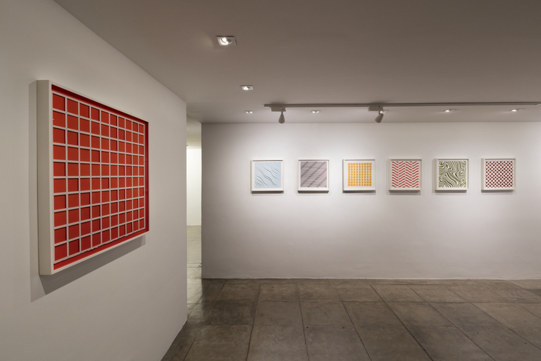 vista da exposição -- galeria nara roesler são paulo, 2016