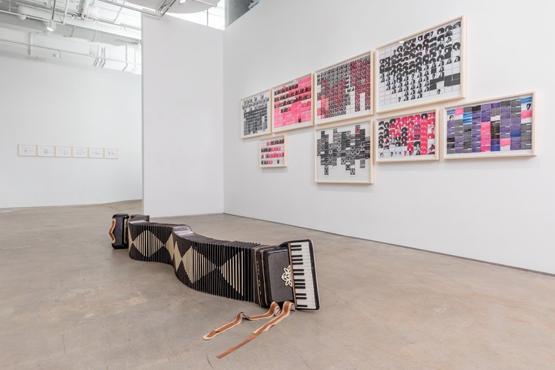 Vista da exposição. Foto ©️ Charles Roussel.