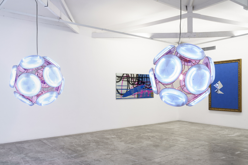 Vista da exposi&ccedil;&atilde;o Co/respond&ecirc;ncias, Nara Roesler S&atilde;o Paulo, 2024. Foto: Flavio Freire. Cortesia dos artistas e Nara Roesler.