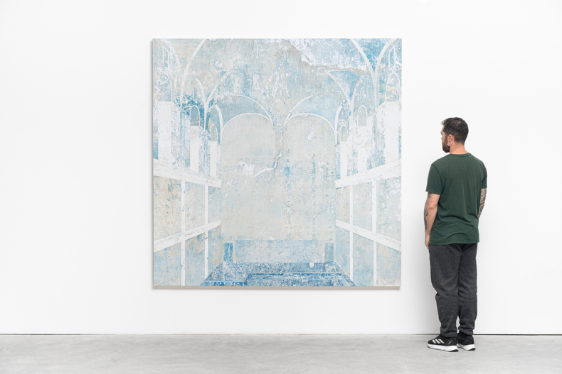 Daniel Senise Sem título (Capela Sistina) 2024 meio acrílico e resíduos sobre tecido em colagem sobre alumínio 200 x 200 x 5,5 cm