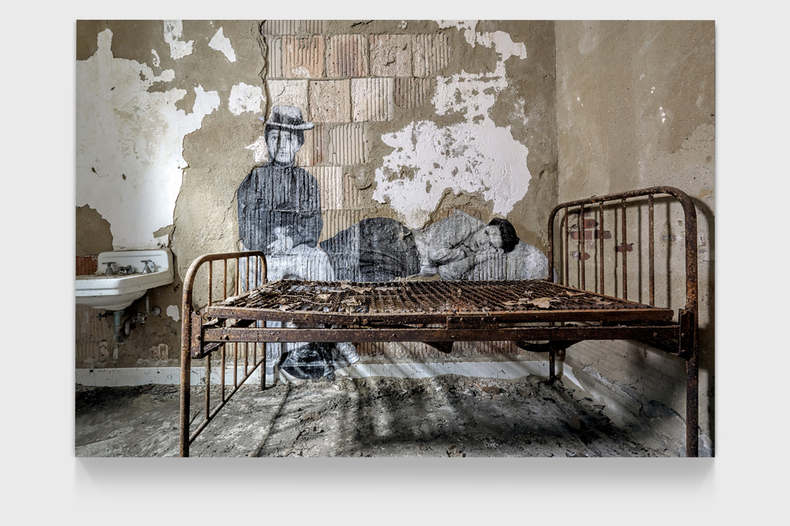 JR Unframed, Immigrants about to head back to their starting point revu par JR, courtesy of the Ellis Island Museum...