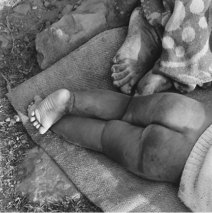 David Goldblatt Grandmother and child, Transkei, 1975