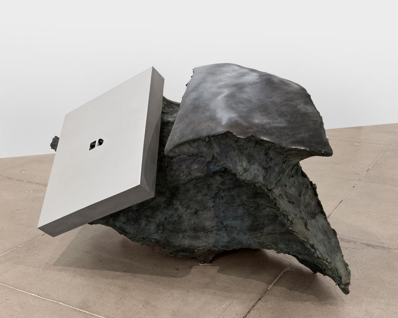 Giuseppe Penone Geometria nelle mani - rettangolo, 2007 Bronze, polished stainless steel 40 1/2 x 46 7/8 x 76 in....