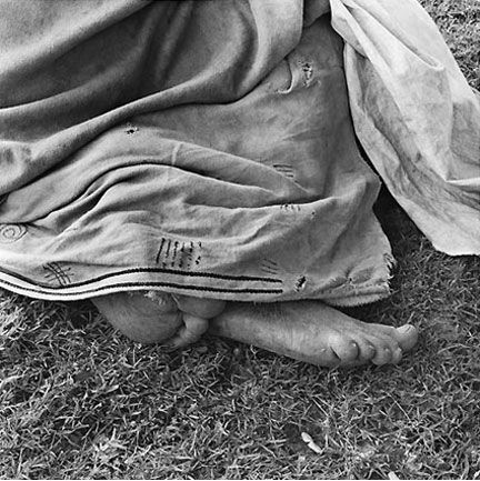 David Goldblatt Woman reesting at the trading store, Hobeni, Bomvanaland, Transkei, 1975