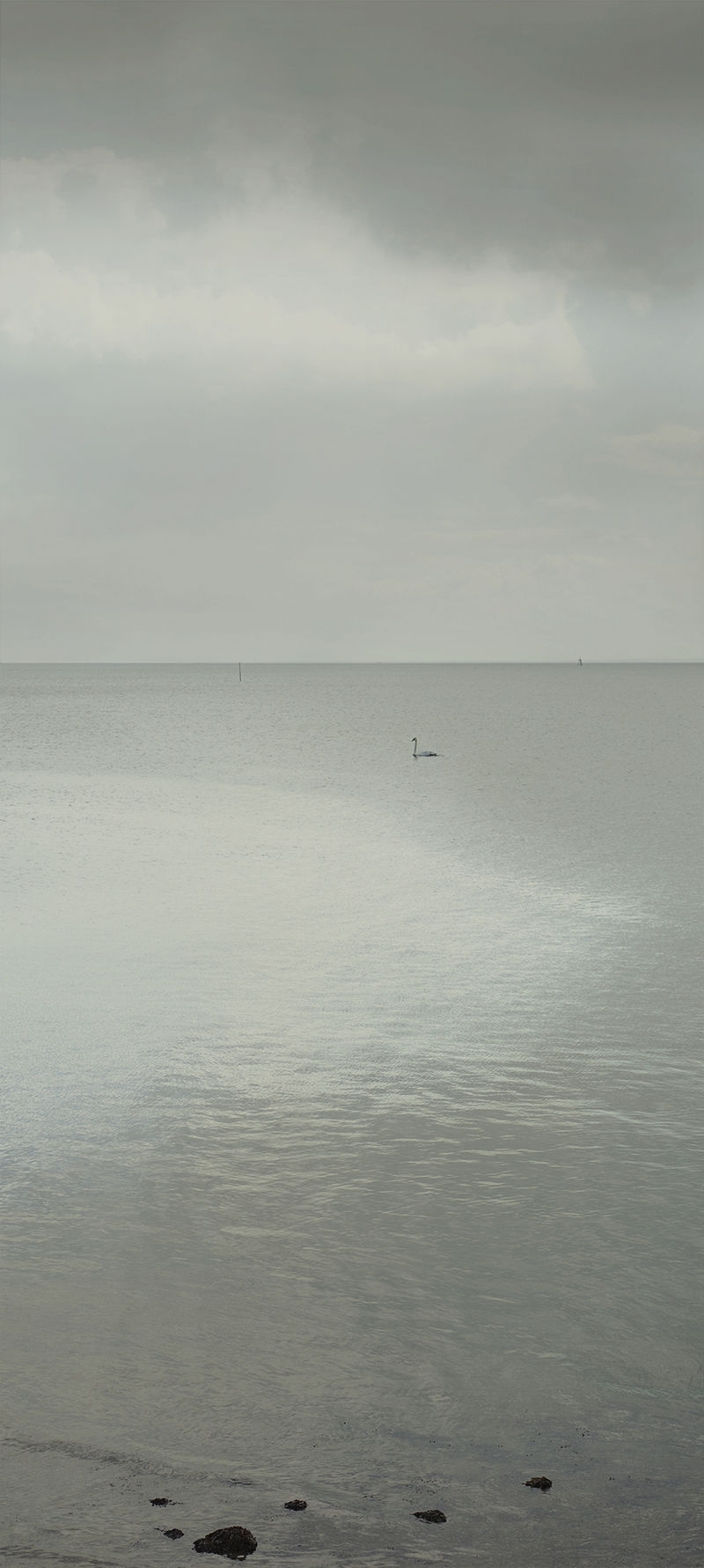 Nadav Kander Horizons XVII, (Southend-On-Sea towards Ostend), England, 2021
