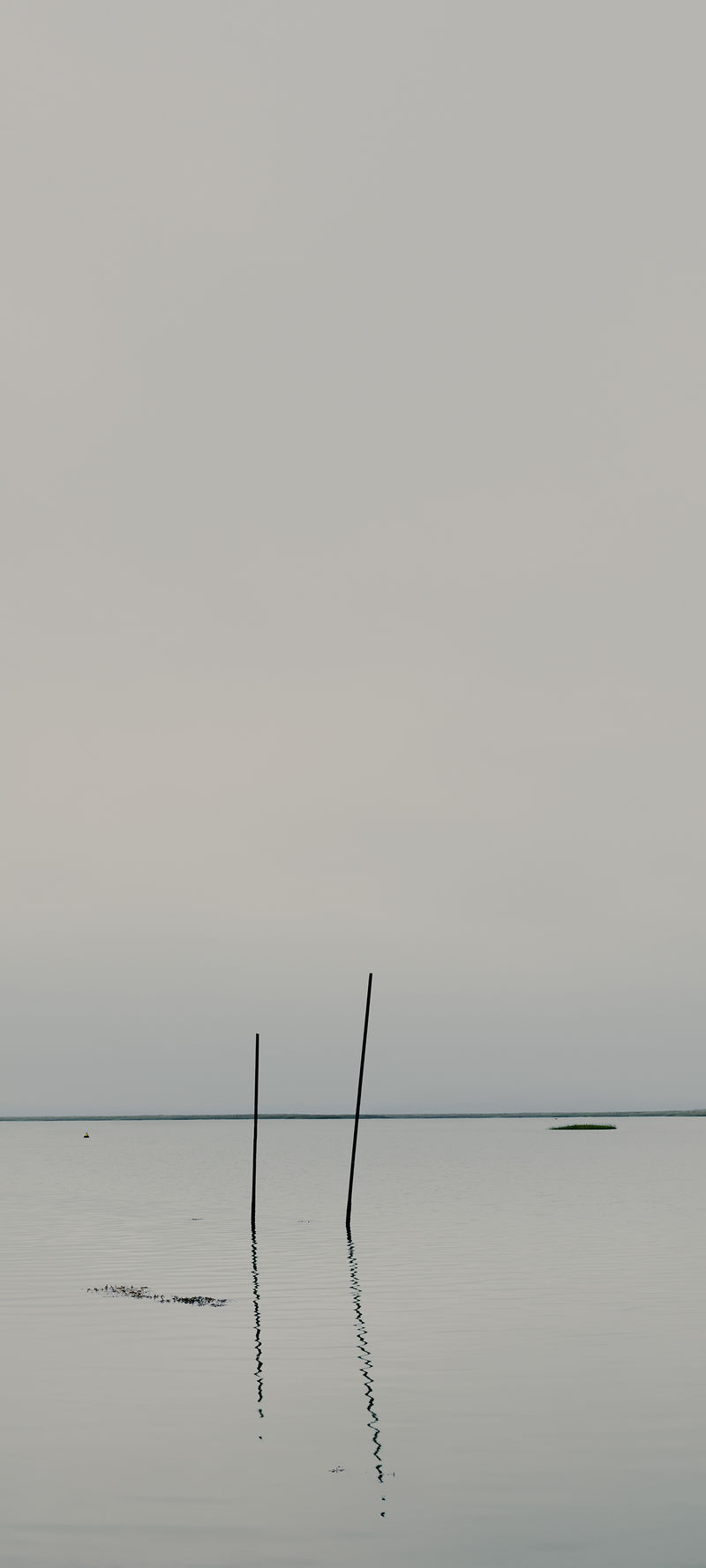 Nadav Kander Water XIV, (Stoke Great Fleet towards River Medway), 2015