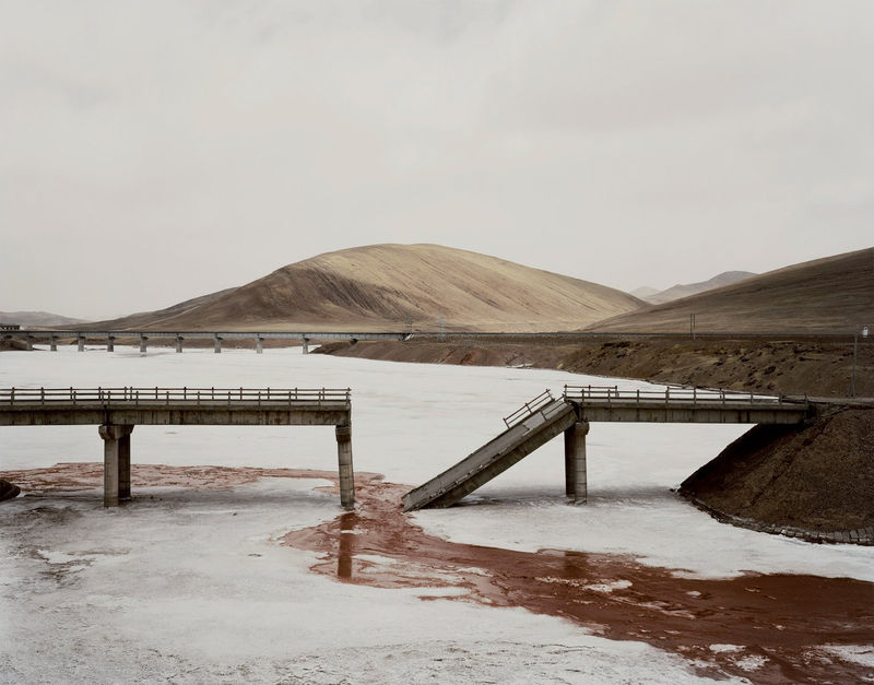 Nadav Kander Qinghai Province II (Fallen Bridge), 2012