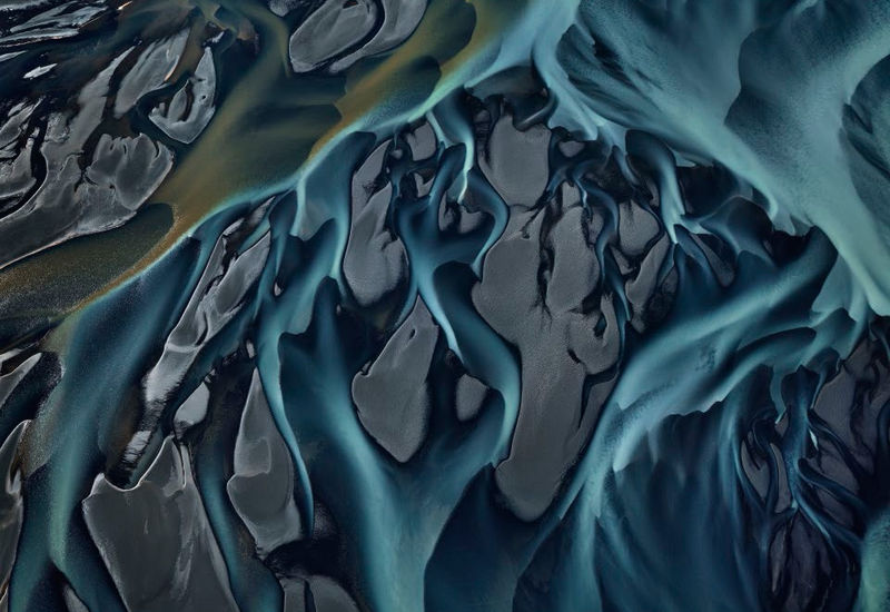 In Conversation Edward Burtynsky with Sir Simon Schama