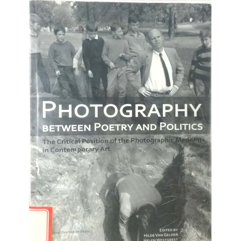 Photography Between Poetry And Politics