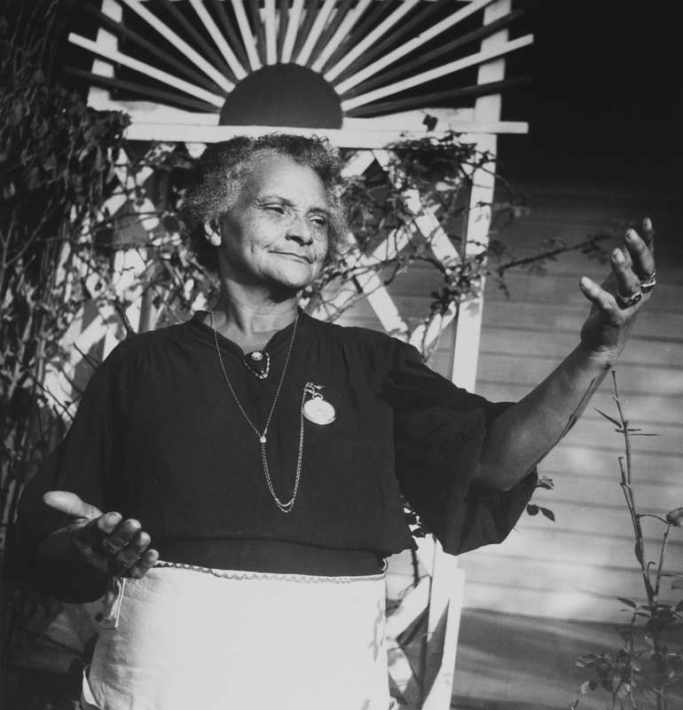 Eudora Welty, Eudora Welty Twenty Photographs Portfolio: Old Midwife (Ida M'Toy), Jackson, Mississippi, 1980