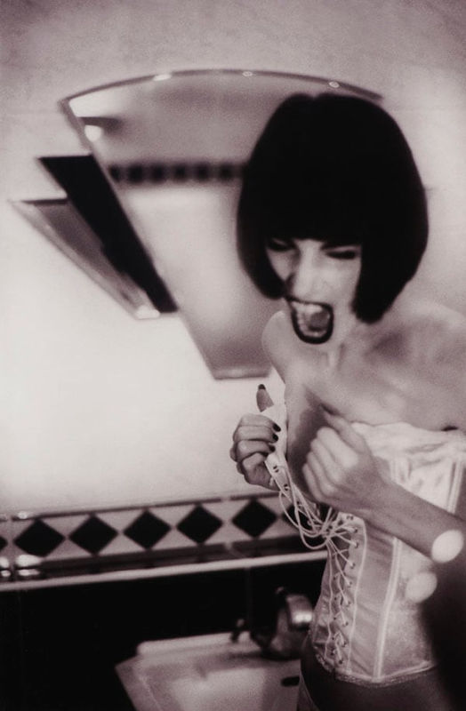 Sophie Robertson, Rage