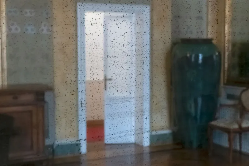 Angela Grauerholz, Giant Vase (Venice) 1/5, 2022