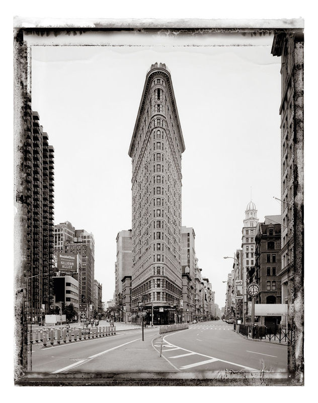 Christopher Thomas Flatiron Building, New York, 2001 Pigment print on Aquarelle Arches paper 76 x 56 cm Edition of 25 plus 3 APs 135 x 103 cm Edition of 7 plus 2 APs From the series: New York Sleeps Signed, titled, dated and numbered in pencil with copyright credit limitation stamp and edition stamp on verso Signed and numbered in pencil on recto