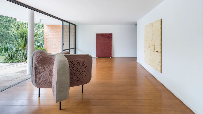 Installation view, "Harmony Hammond + Ivens Machado," auroras, São Paulo, Brazil (2025).