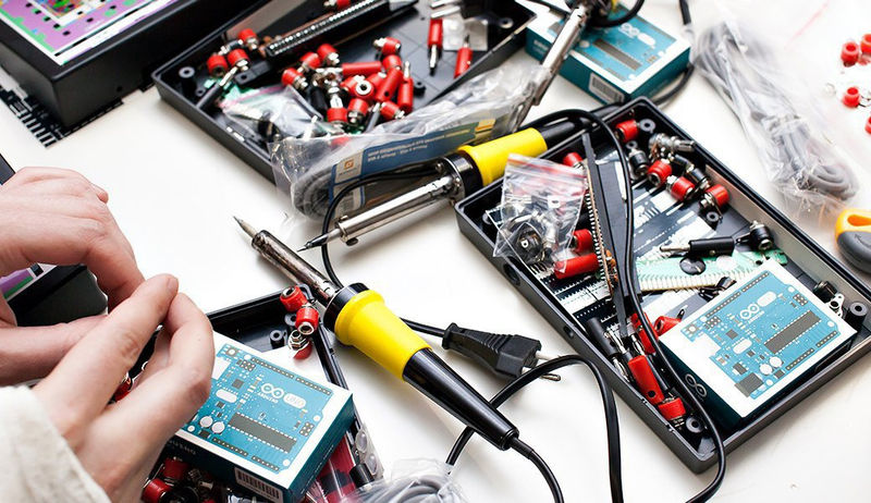 Видеосинтезатор: что это такое и как его сделать? Репортаж с мастер-класса Дмитрия Морозова