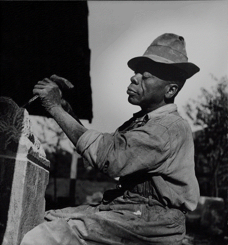 Photo by Louise Dahl-Wolfe