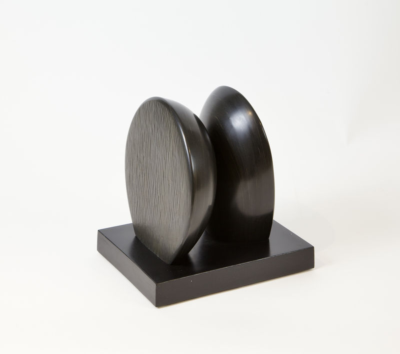 Tommy Rowe, Two Forms, 2016