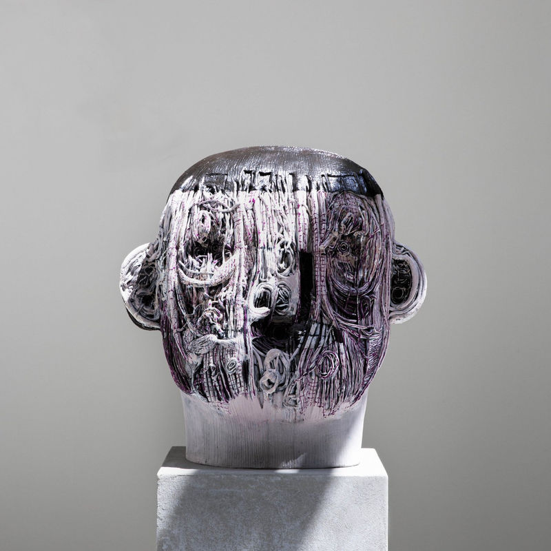 Carl Richard Söderström, Large head 2, 2023. Photo courtesy: Fondazione Officine Saffi.