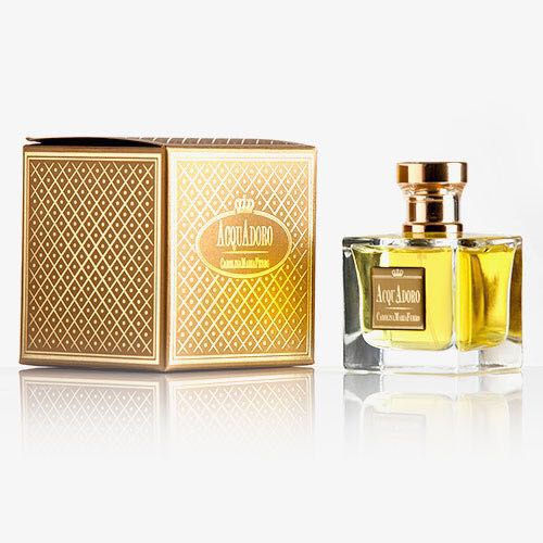 Perfume bottle ACQUADORO by Lorenzo Dante Ferro with its packaging box